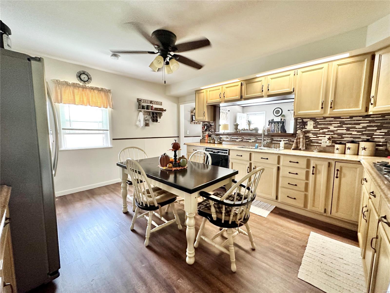 1312 Rainmaker Trail Butler, IL 62015 - Photo 8 of 51 Gallery Image 8