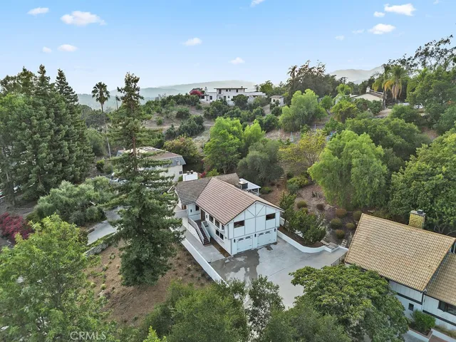 $2,349,000 | 275 Fairview Road, Ojai, CA 93023