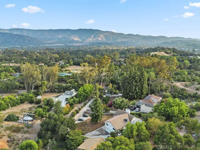 $2,349,000 | 275 Fairview Road, Ojai, CA 93023