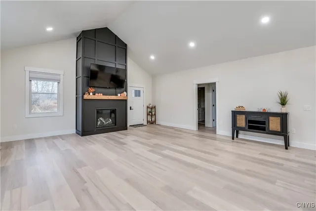 $749,000 | 23610 Fetterly Road, Brownville, NY 13634