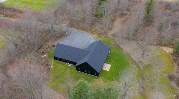 $699,000 | 23610 Fetterly Road, Brownville, NY 13634