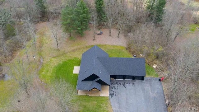 $749,000 | 23610 Fetterly Road, Brownville, NY 13634