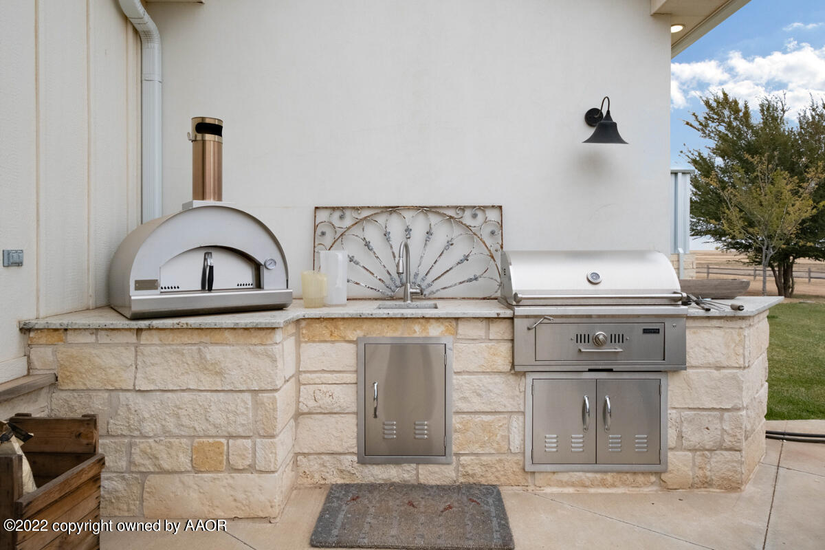 17530 Corman Ranch Road Canyon, TX 79015 - Photo 16 of 92 17530_Corman_Ranch_Rd-16_Outdoor_Kitchen