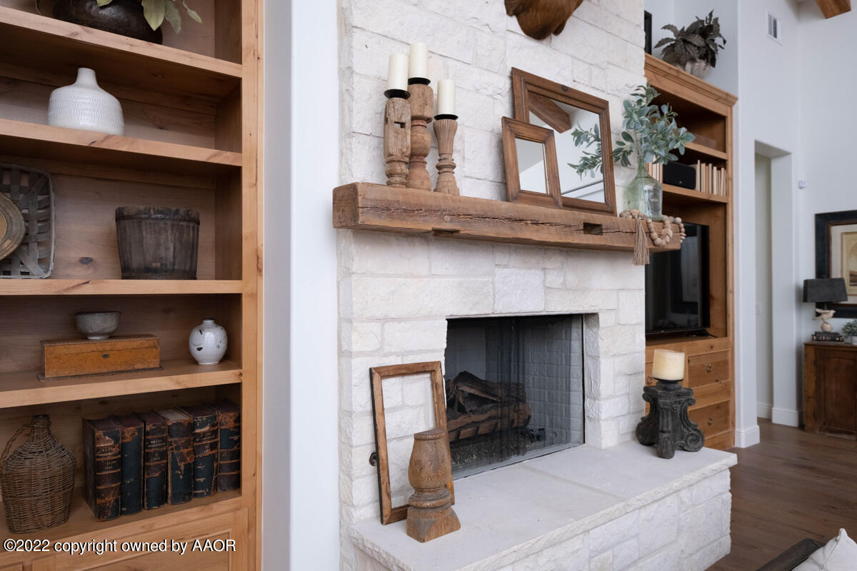17530 Corman Ranch Road Canyon, TX 79015 - Photo 21 of 92 17530_Corman_Ranch_Rd-20_Living_Room