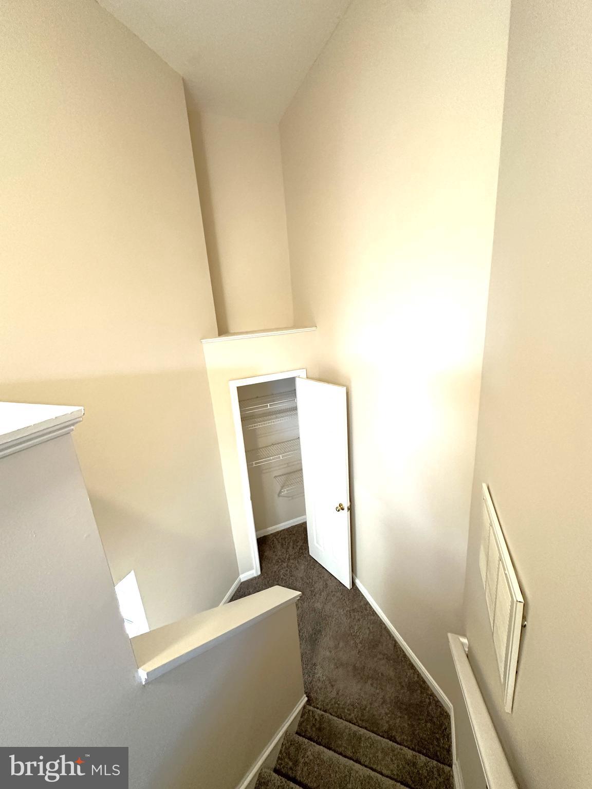 21798 Jarvis Square Ashburn, VA 20147 - Photo 13 of 29