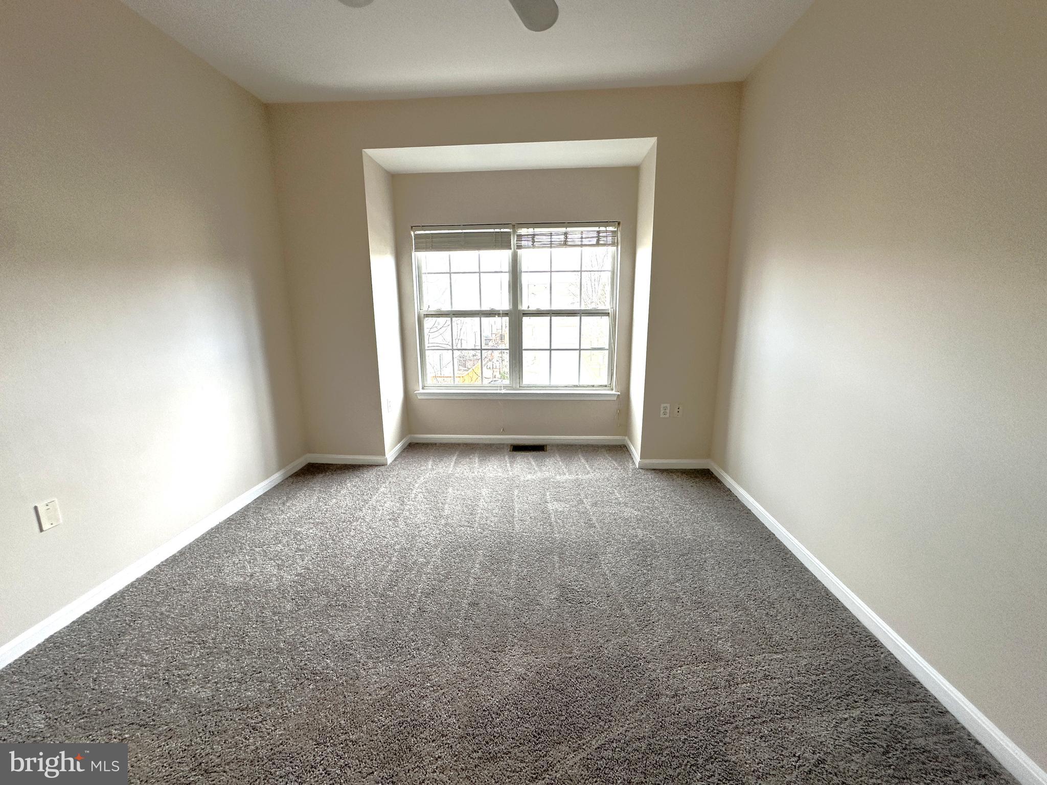 21798 Jarvis Square Ashburn, VA 20147 - Photo 21 of 29 an empty room with a window