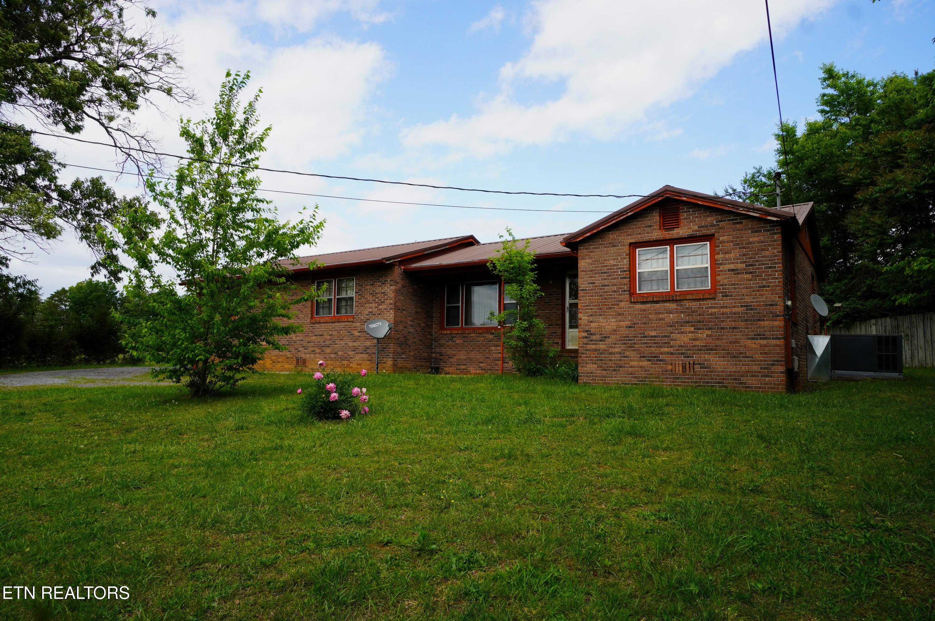 412 Jimtown Road Newport, TN 37821 - Photo 19 of 30 Front