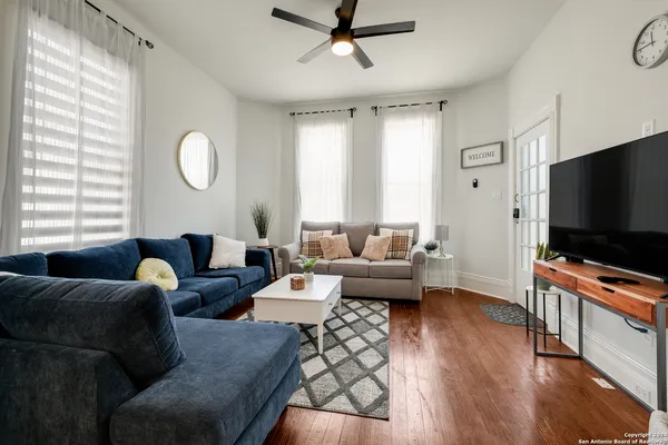 $1,550 | 732 Lamar, Unit 1, San Antonio, TX 78202