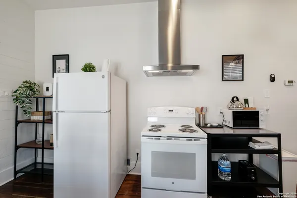 $1,550 | 732 Lamar, Unit 1, San Antonio, TX 78202