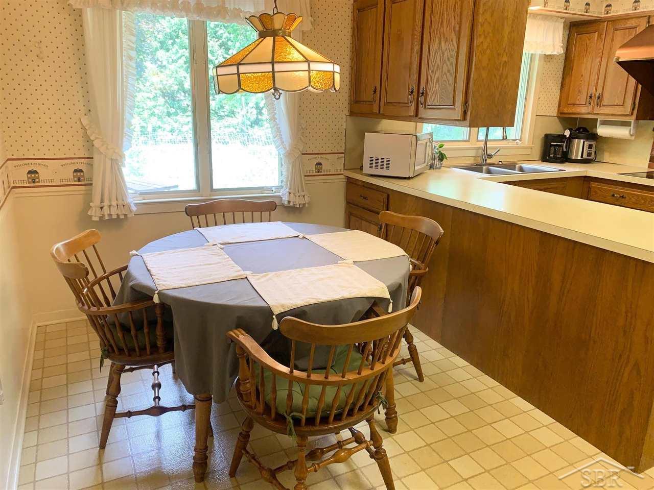 4330 Dirker Road Saginaw, MI 48638 - Photo 5 of 55