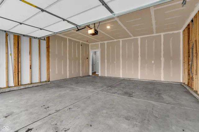 $267,300 | 11149 North Sashing Way, Monrovia, IN 46157