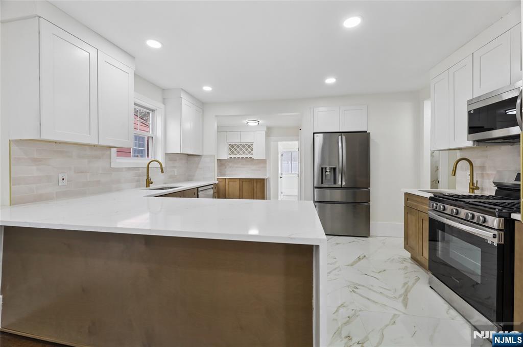 1087 Lambert Road Teaneck, NJ 07666 - Photo 39 of 41