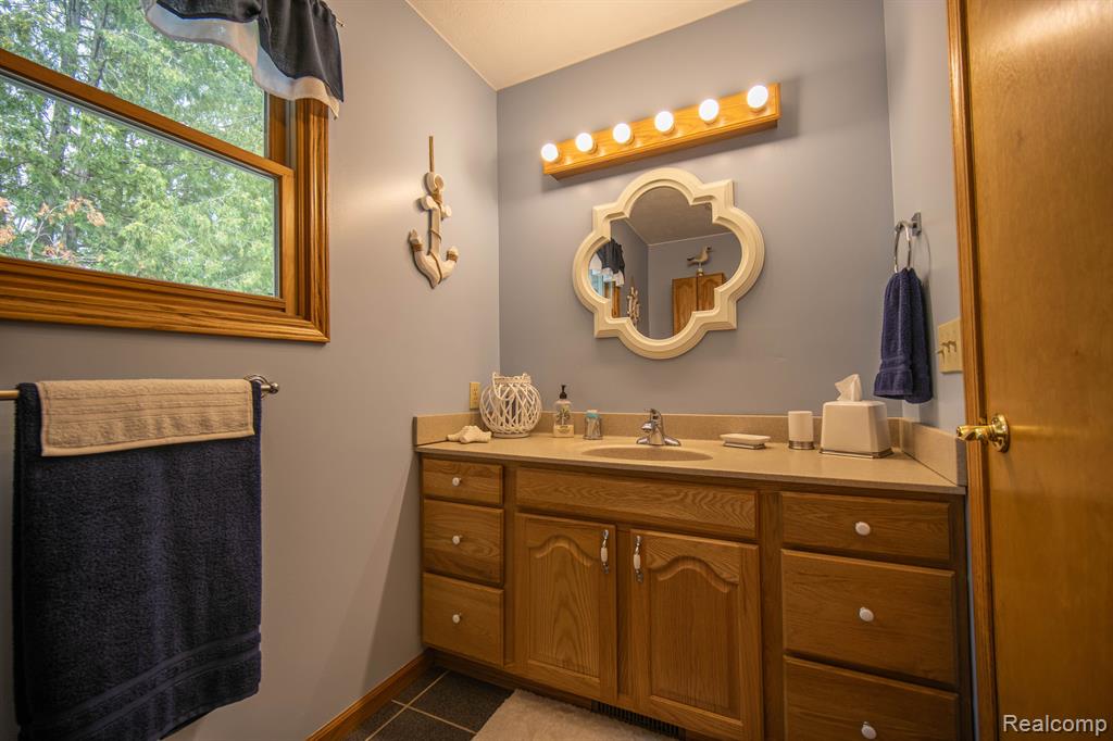 7762 West 50 Road Cadillac, MI 49601 - Photo 37 of 60