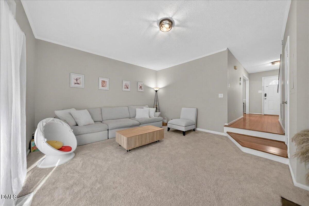 3611 Plumbridge Court Raleigh, NC 27613 - Photo 15 of 36 49-Interior_3611Plumbridge_040