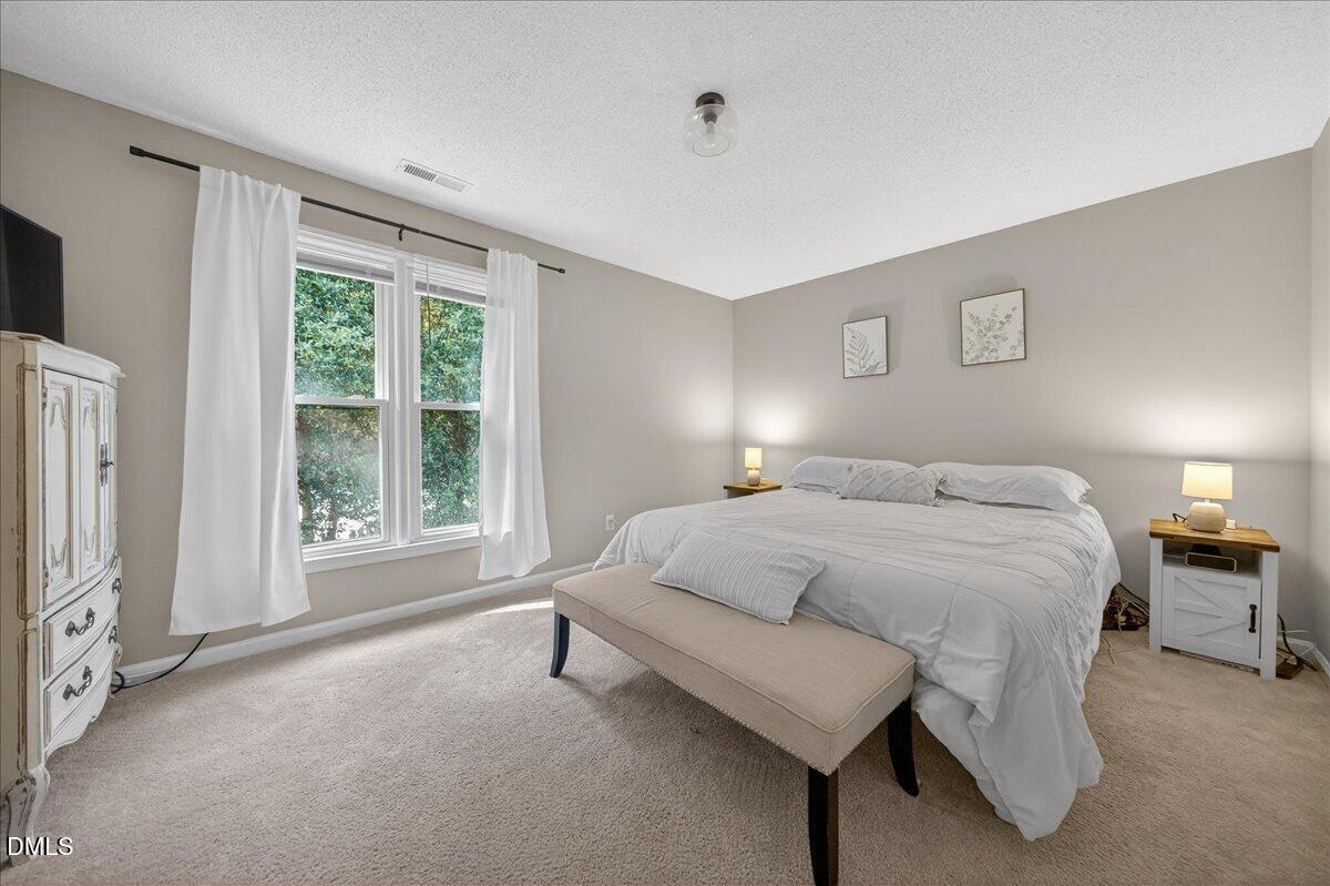 3611 Plumbridge Court Raleigh, NC 27613 - Photo 19 of 36 24-Interior_3611Plumbridge_014