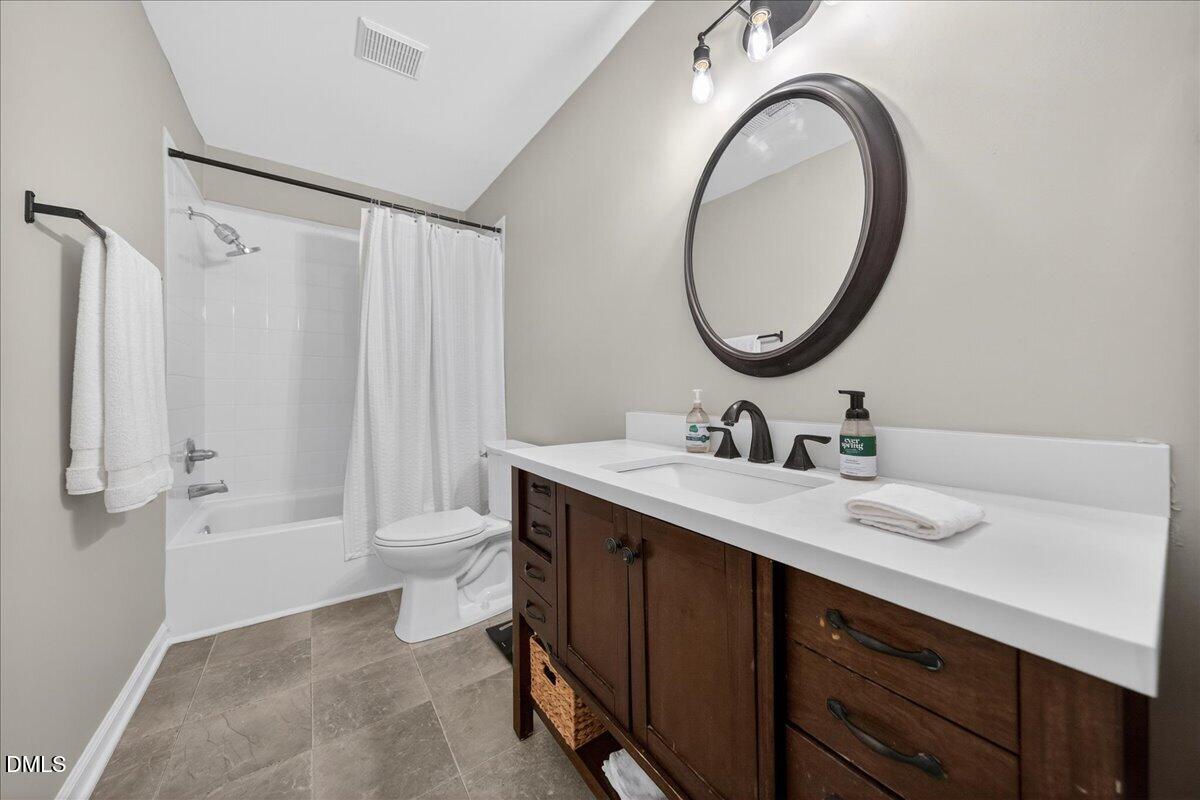 3611 Plumbridge Court Raleigh, NC 27613 - Photo 22 of 36 22-Interior_3611Plumbridge_012