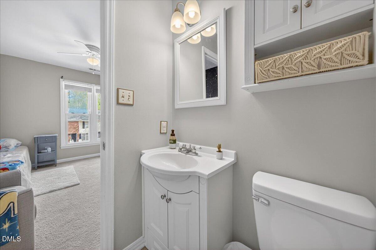 3611 Plumbridge Court Raleigh, NC 27613 - Photo 25 of 36 28-Interior_3611Plumbridge_018