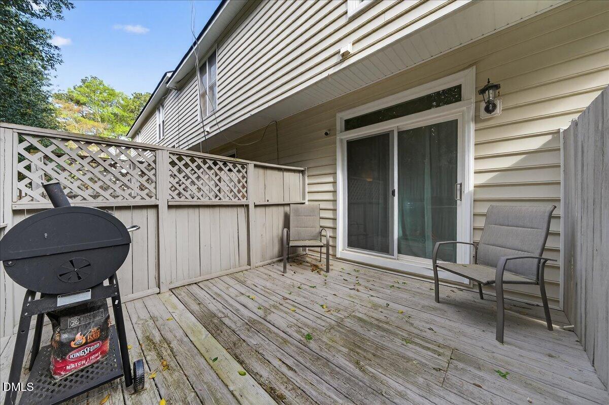 3611 Plumbridge Court Raleigh, NC 27613 - Photo 35 of 36 09-Exterior_3611Plumbridge_009