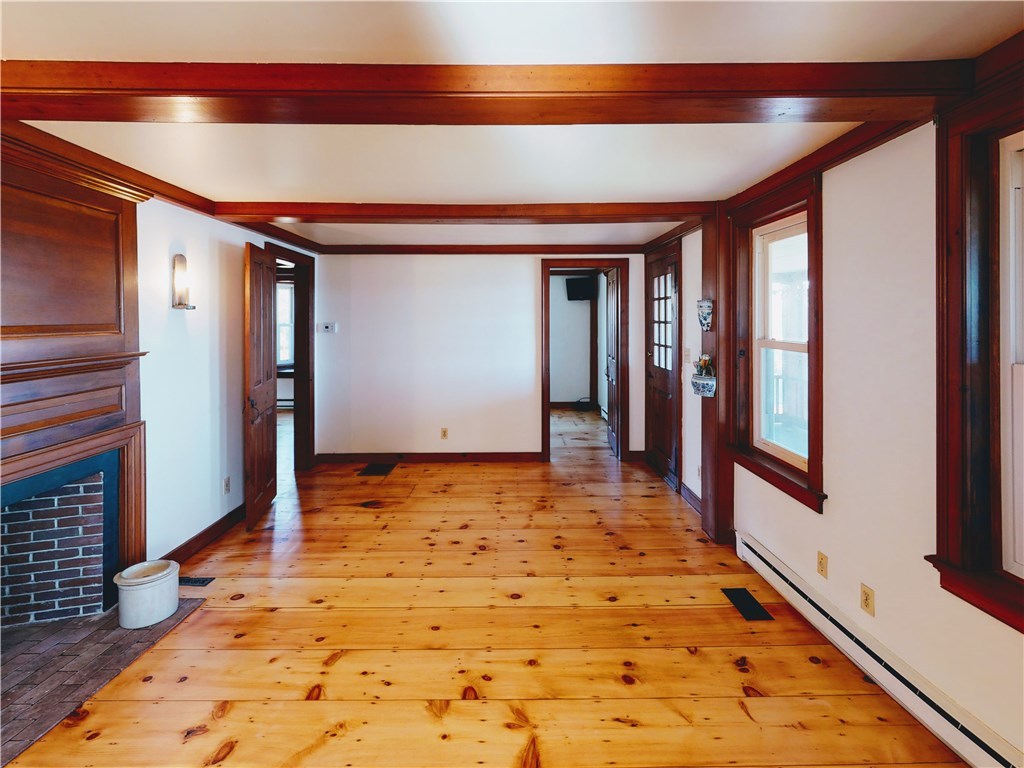 376 East Shore Road Jamestown, RI 02835 - Photo 17 of 40