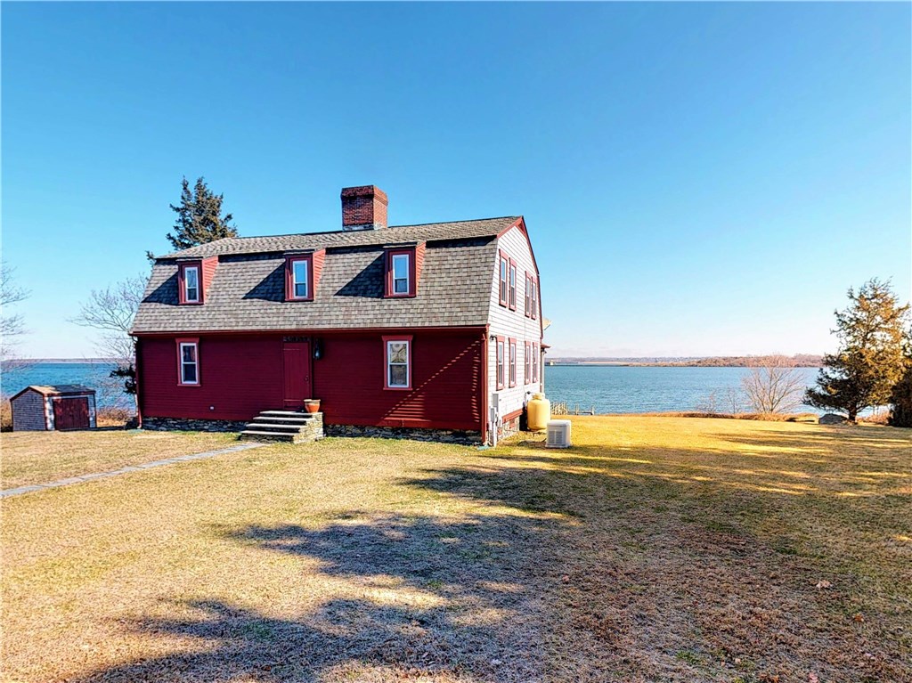 376 East Shore Road Jamestown, RI 02835 - Photo 2 of 40