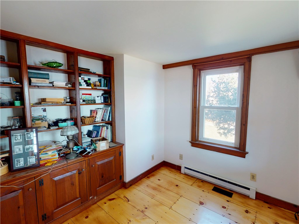 376 East Shore Road Jamestown, RI 02835 - Photo 29 of 40