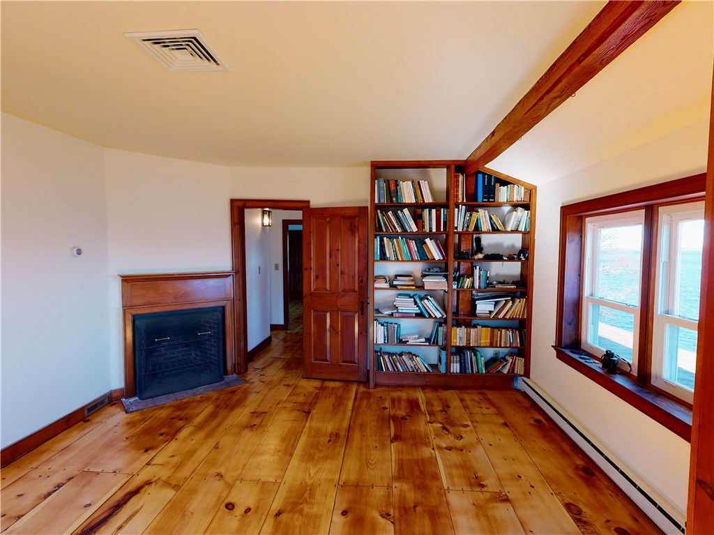 376 East Shore Road Jamestown, RI 02835 - Photo 30 of 40