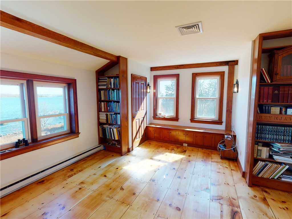 376 East Shore Road Jamestown, RI 02835 - Photo 32 of 40