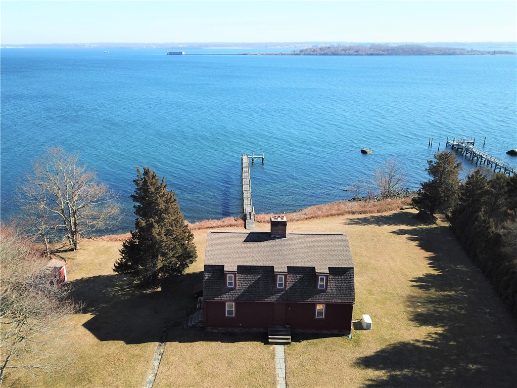 376 East Shore Road Jamestown, RI 02835 - Photo 37 of 40