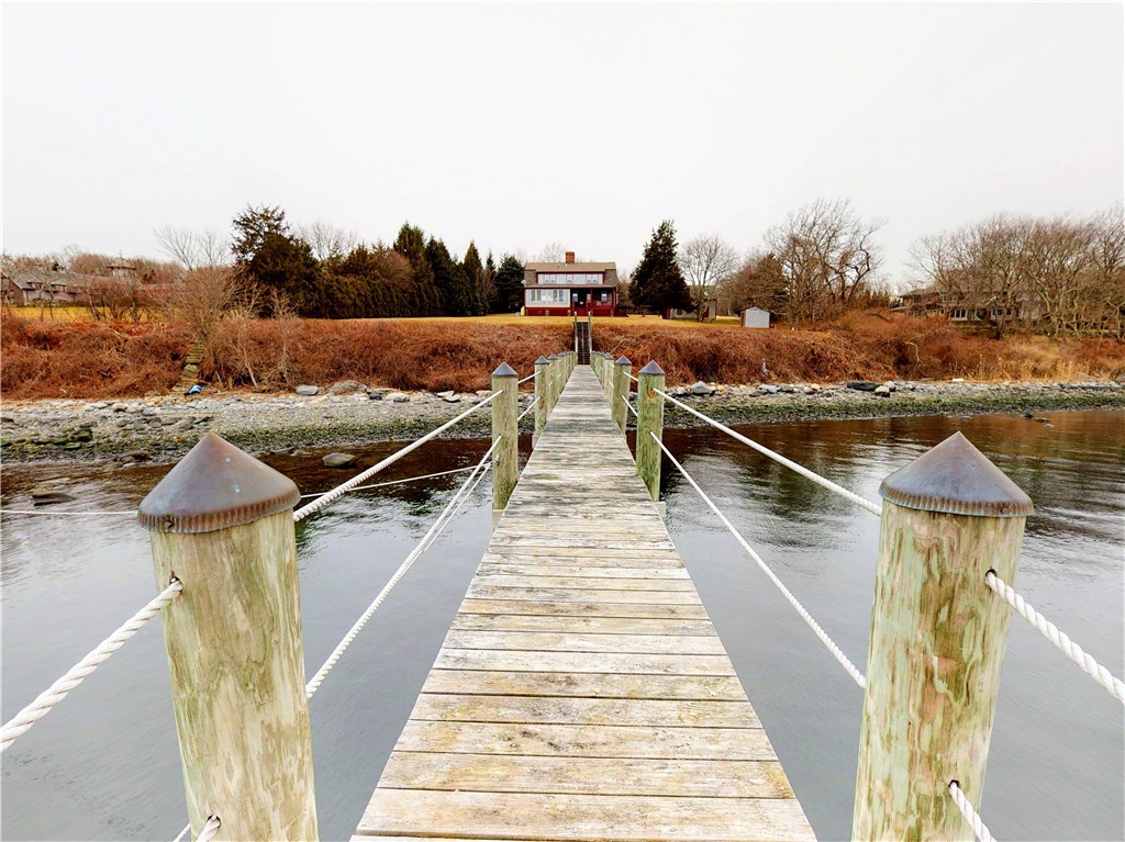 376 East Shore Road Jamestown, RI 02835 - Photo 8 of 40