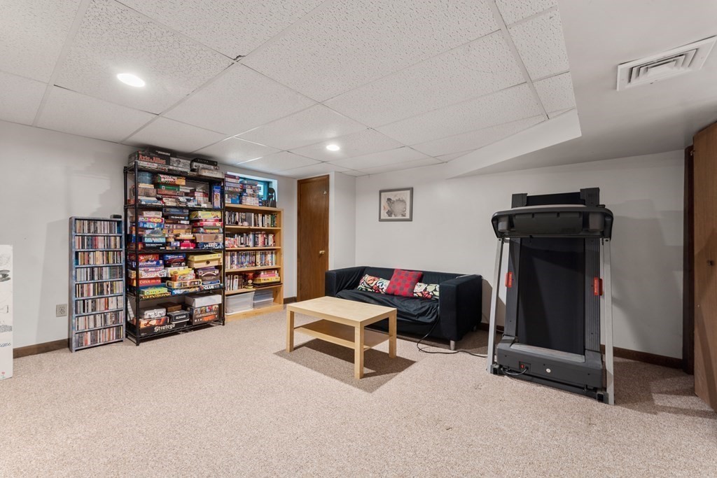 48 Mansfield Street Sharon, MA 02067 - Photo 23 of 26