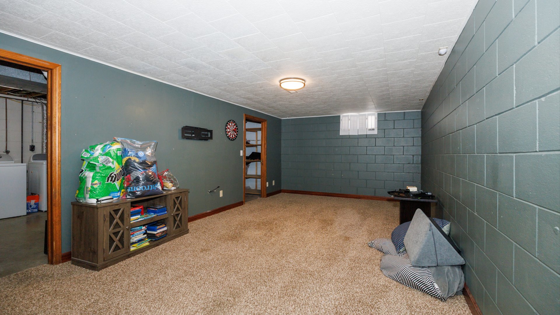 2007 Fallen Oak Road Bloomington, IL 61704 - Photo 32 of 44 a bedroom with window and furniture