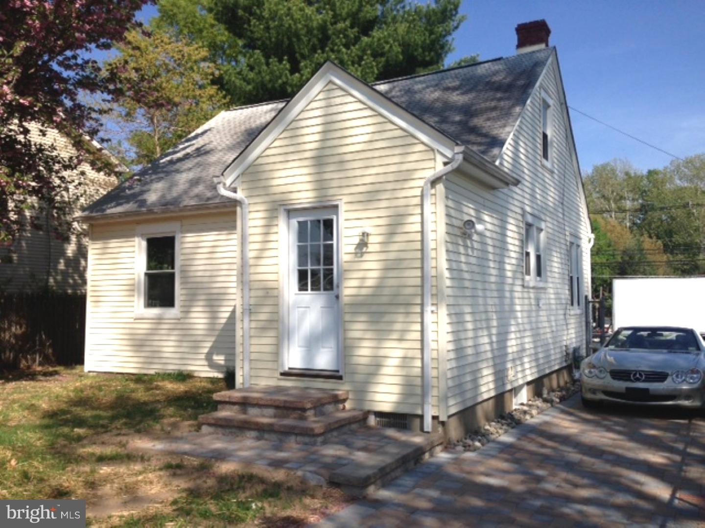 3318 Quakerbridge Road Hamilton, NJ 08619 - Photo 2 of 16 Exterior Back