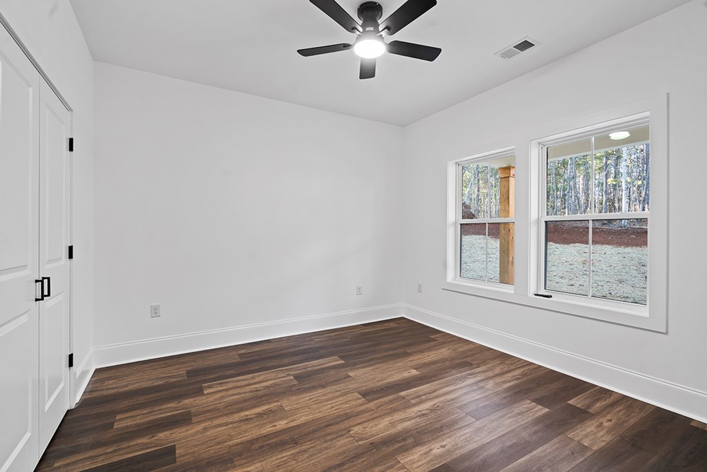 1010 Bucklevel Road Greenwood, SC 29649 - Photo 11 of 17 Gallery Image 11