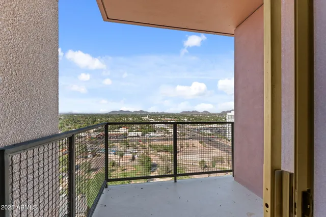 $220,000 | 4750 North Central Avenue, Unit K16, Phoenix, AZ 85012