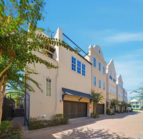 $548,000 | 1360 West 25th Street, Houston, TX 77008