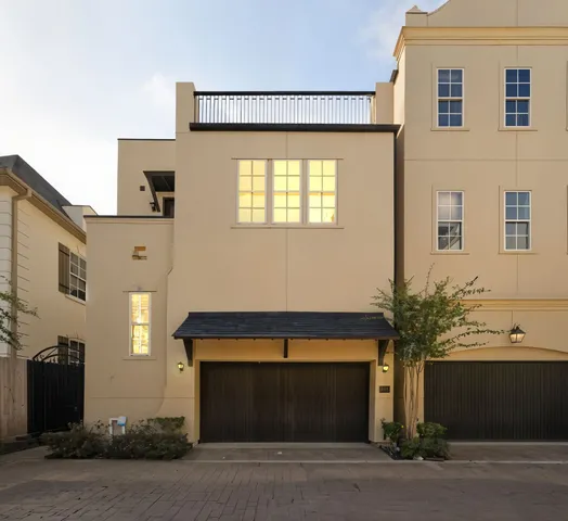 $548,000 | 1360 West 25th Street, Houston, TX 77008