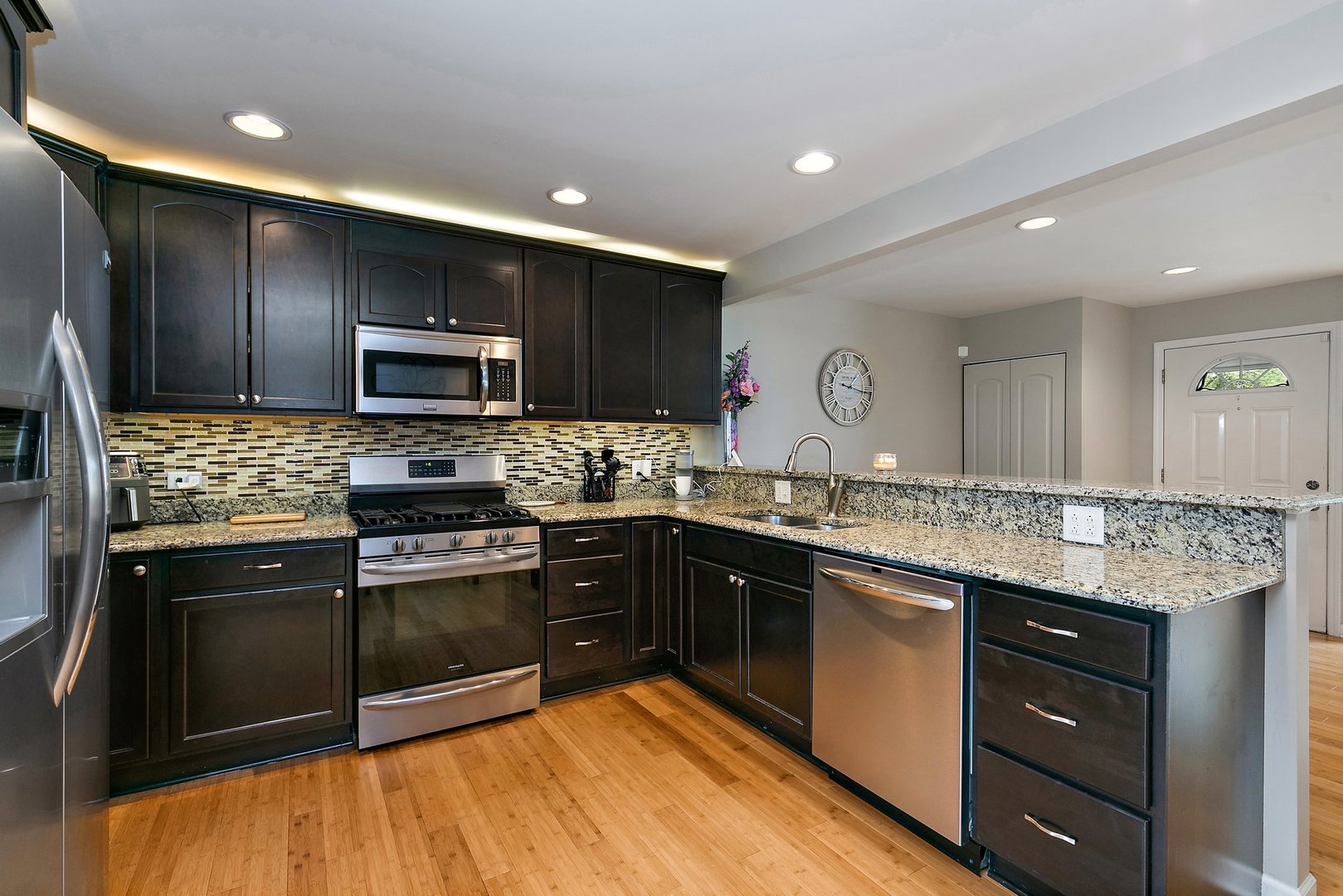 467 Douglas Road Batavia, IL 60510 - Photo 12 of 31