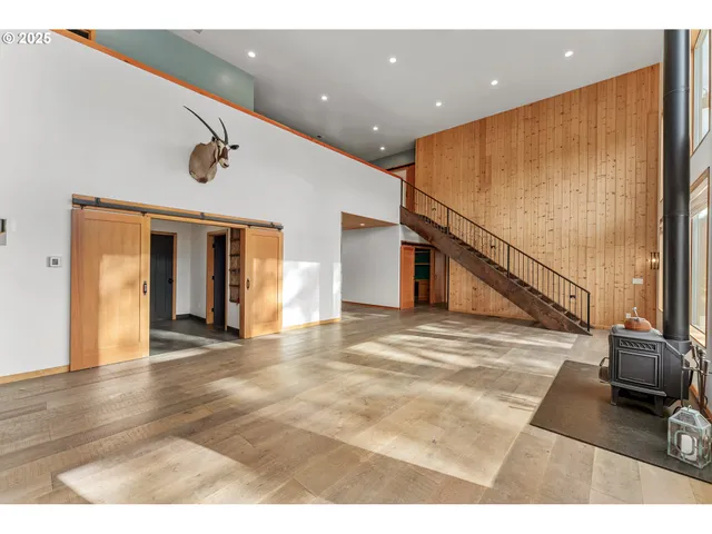 a view of an entryway