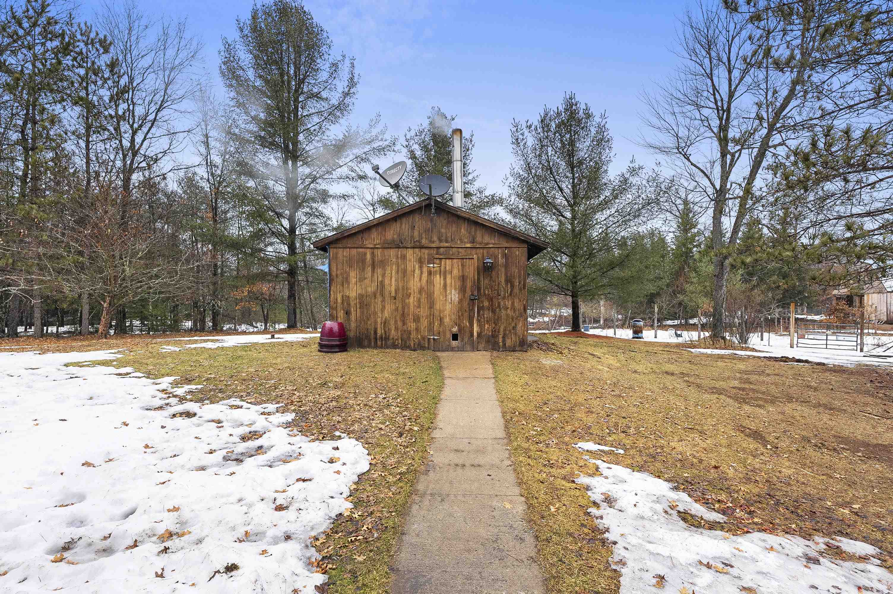 W8796 Smith Creek Road Crivitz, WI 54114 - Photo 40 of 69