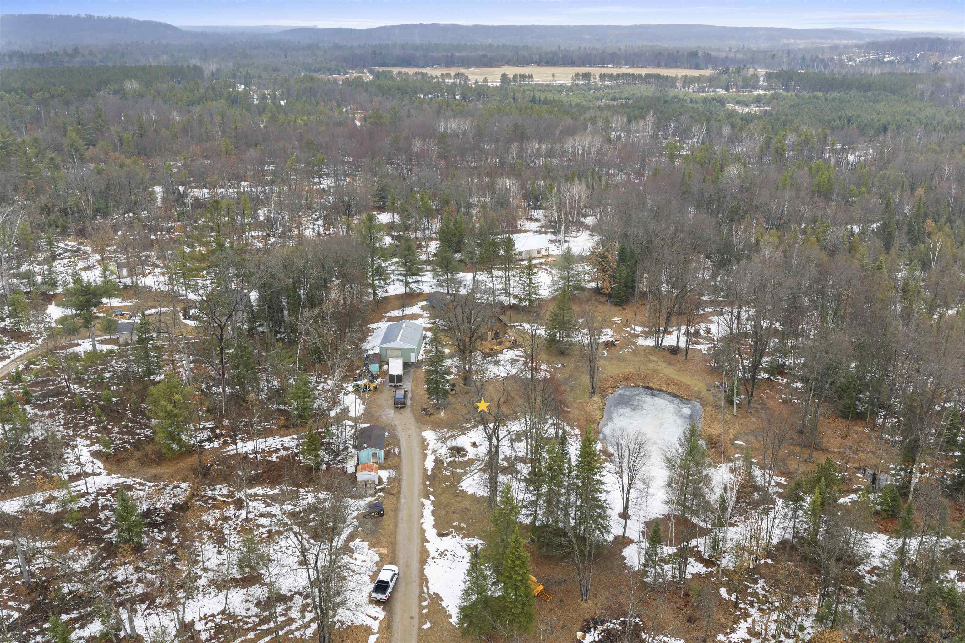 W8796 Smith Creek Road Crivitz, WI 54114 - Photo 4 of 69