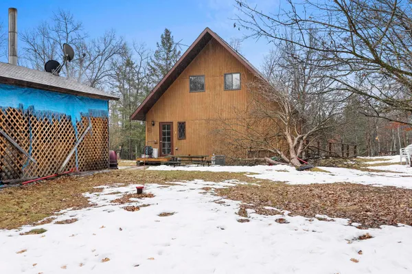 $435,000 | W8796 Smith Creek Road, Crivitz, WI 54114