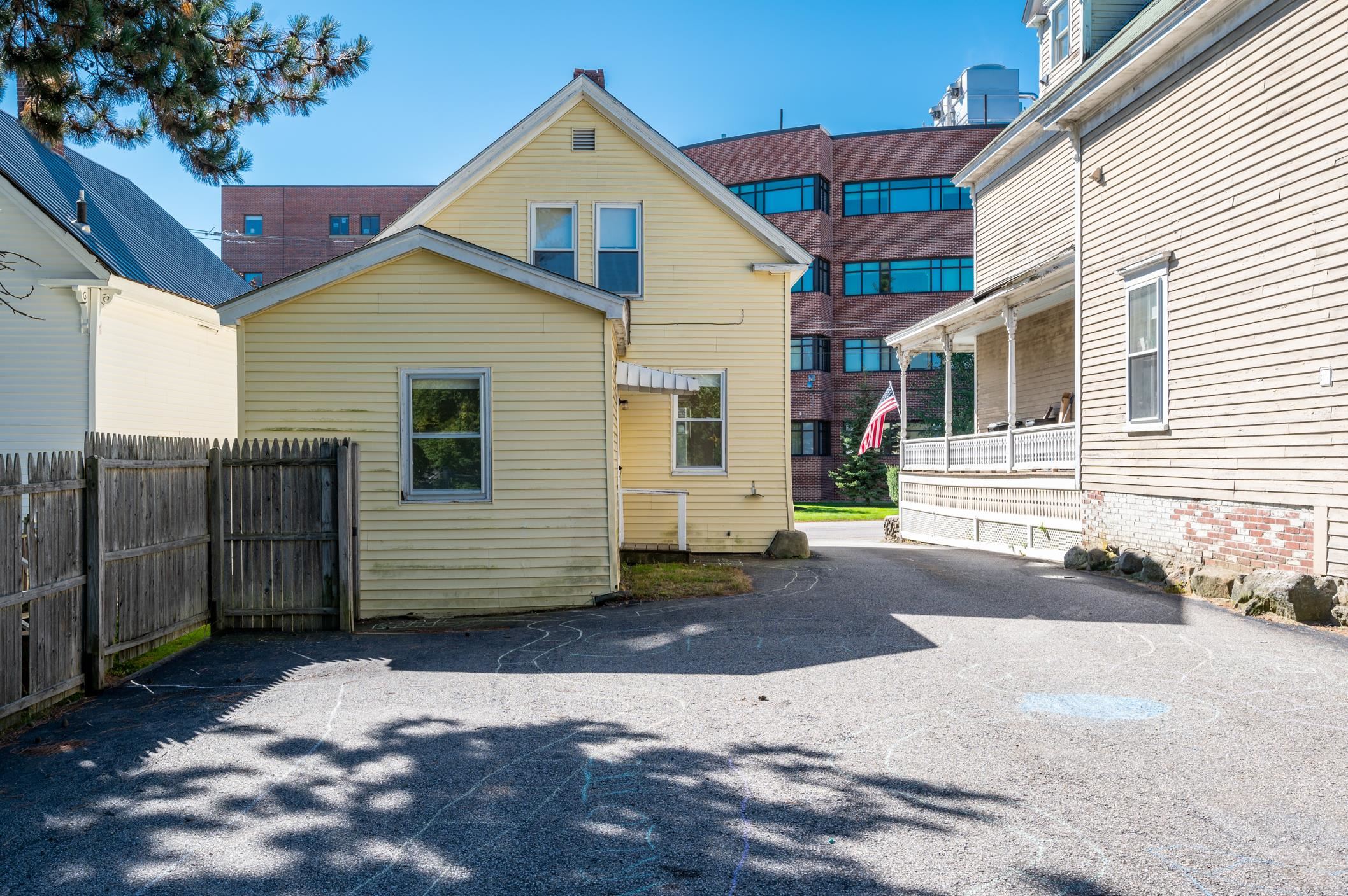 80 Spring Street Laconia, NH 03246 - Photo 9 of 19