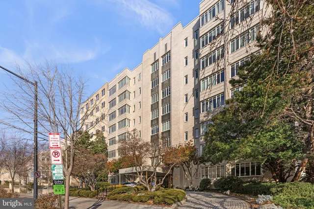 $324,900 | 1727 Massachusetts Avenue Northwest, Unit 502, Washington, DC 20036