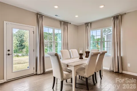 $639,950 | 1013 Lookout Shls Drive, Fort Mill, SC 29715