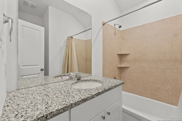 $2,100 | 4419 Revetment Way, San Antonio, TX 78223