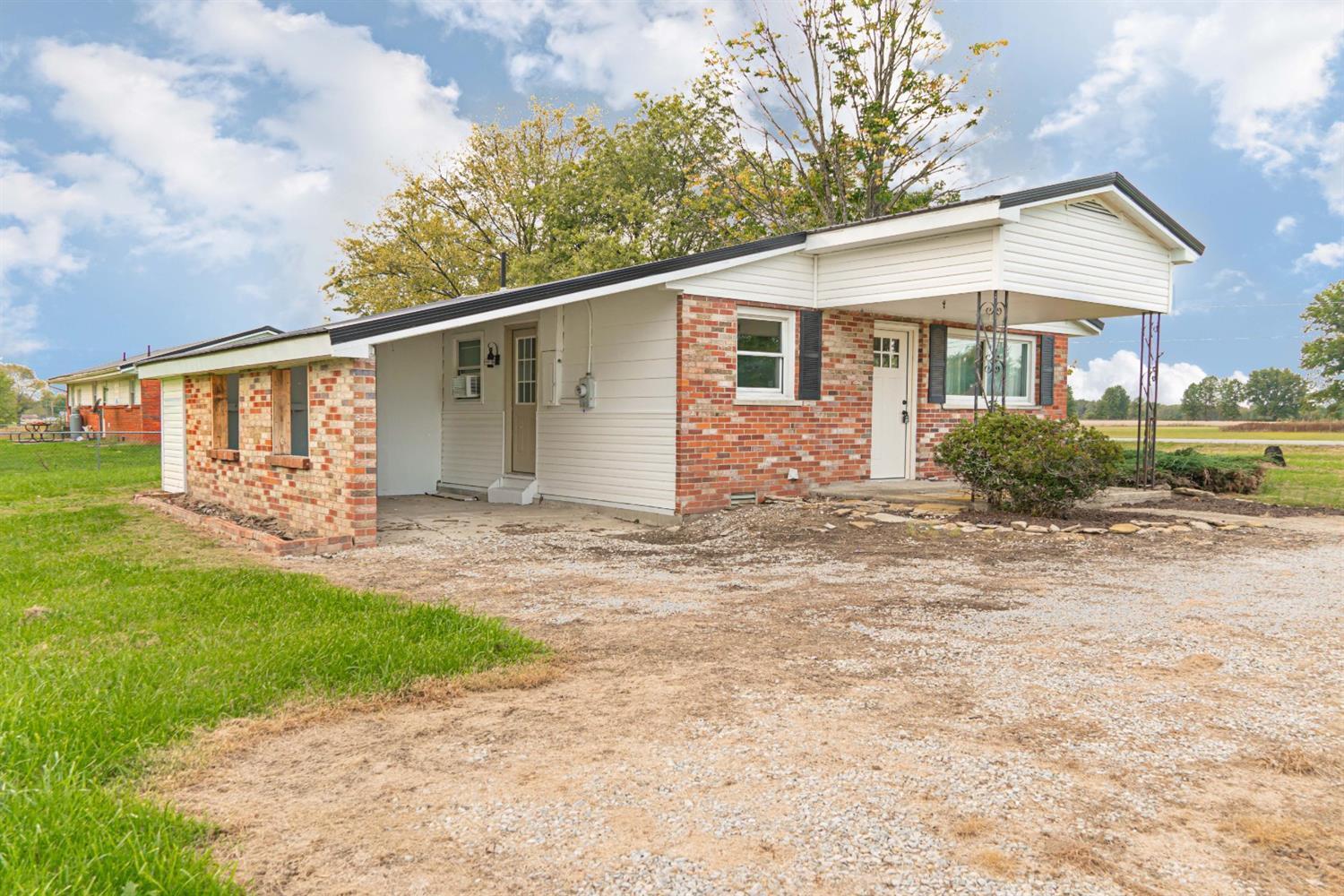 4402 White Oak Valley Road Georgetown, OH 45121 - Photo 4 of 18 Gallery Image 4