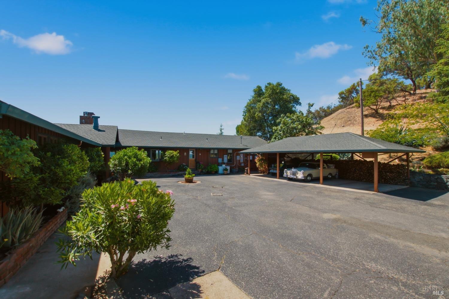5301 Lake Ridge Road Ukiah, CA 95482 - Photo 37 of 59