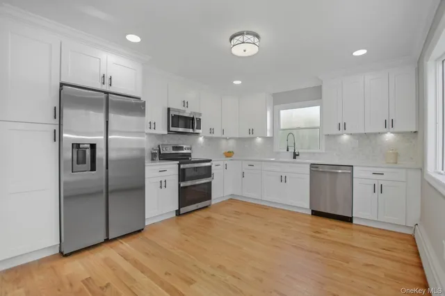 $599,000 | 225 Lyman Road, East Patchogue, NY 11772