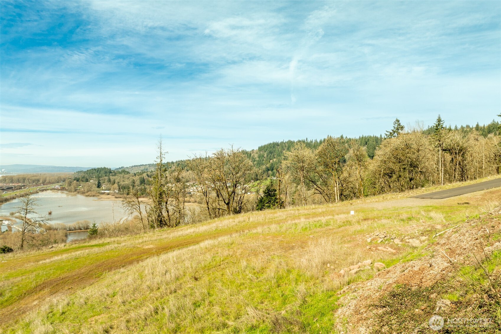 0 Spencer Creek Road, Unit LOT 1 Kalama, WA 98625 - Photo 18 of 31 a view of an ocean and beach