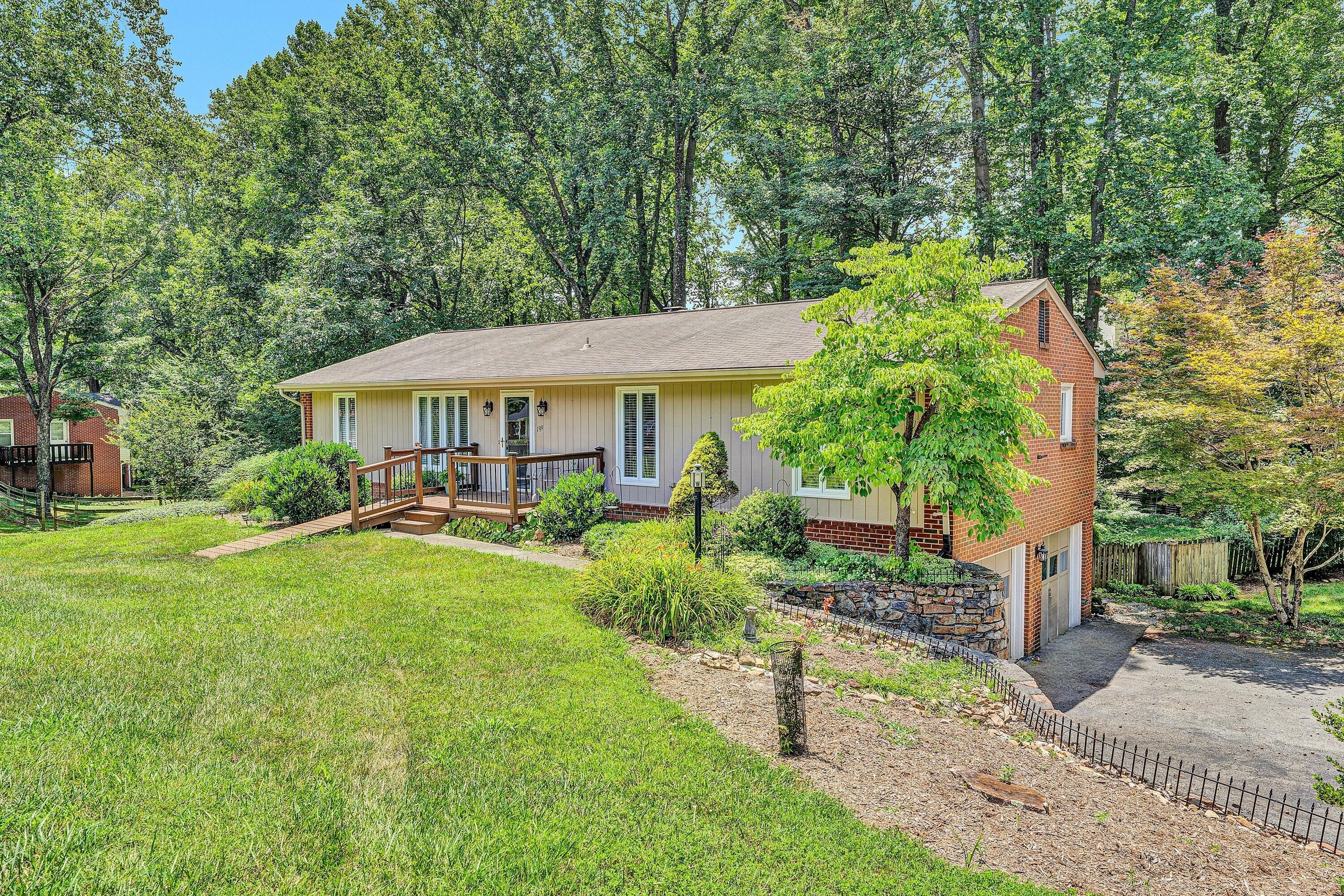 199 Stratford Drive Blue Ridge, VA 24064 - Photo 1 of 46 DSC07770 - Edited